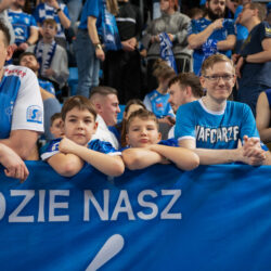 MECZ KIELCE KIBICE (72 z 127)