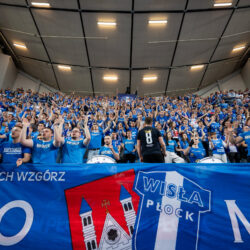 MECZ KIELCE KIBICE (80 z 127)